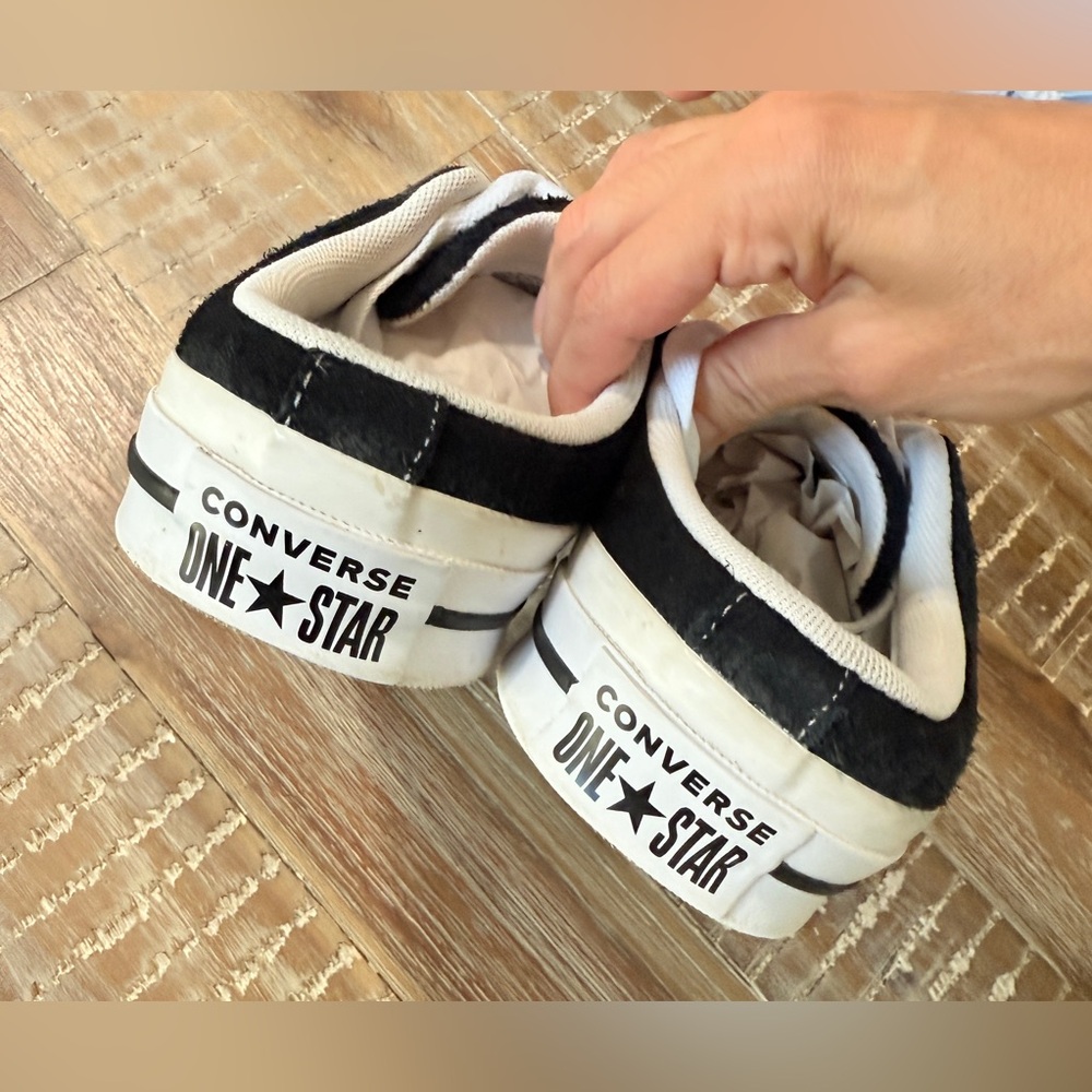 Converse Black and White One Star Low Top Sneakers - Picture 5 of 7